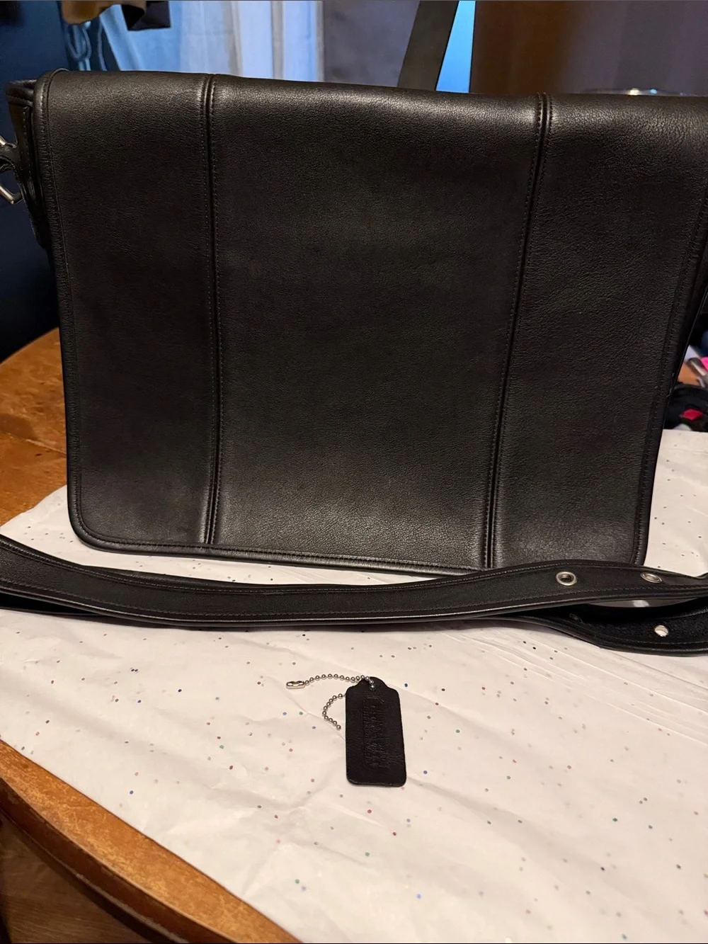 Coach Black Leather Men's Messenger Bag with Adjustable Strap
